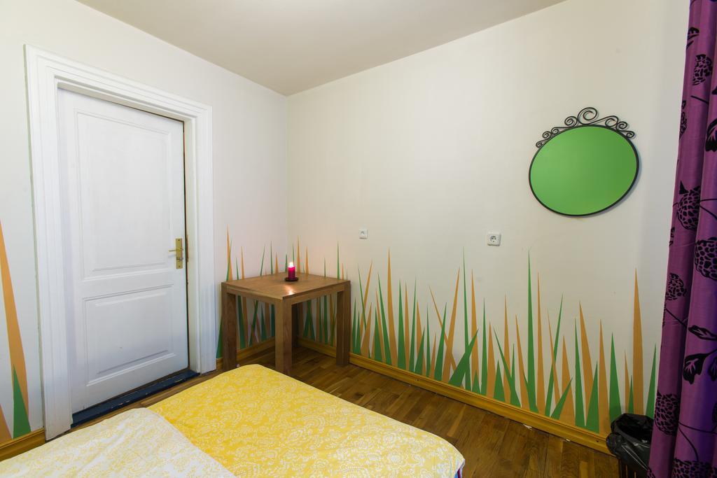 Single Room with Shared Bathroom