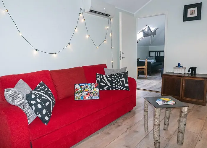 Red Emperor Hostel Tallinn
